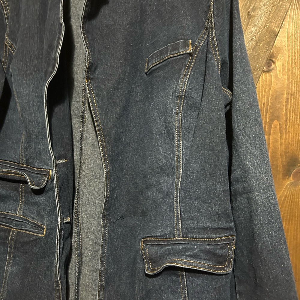 Vintage Denim Jacket, size XL, the two buttons are missing (picture included) - Picture 2 of 7